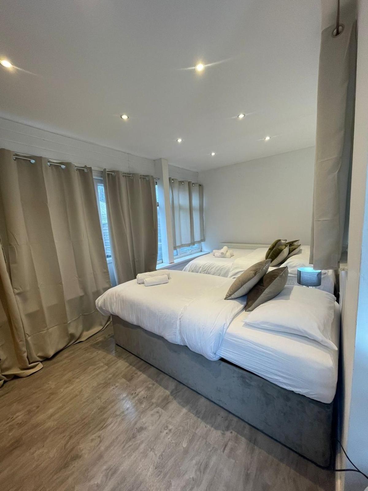 Park View Homestay Barking  Buitenkant foto