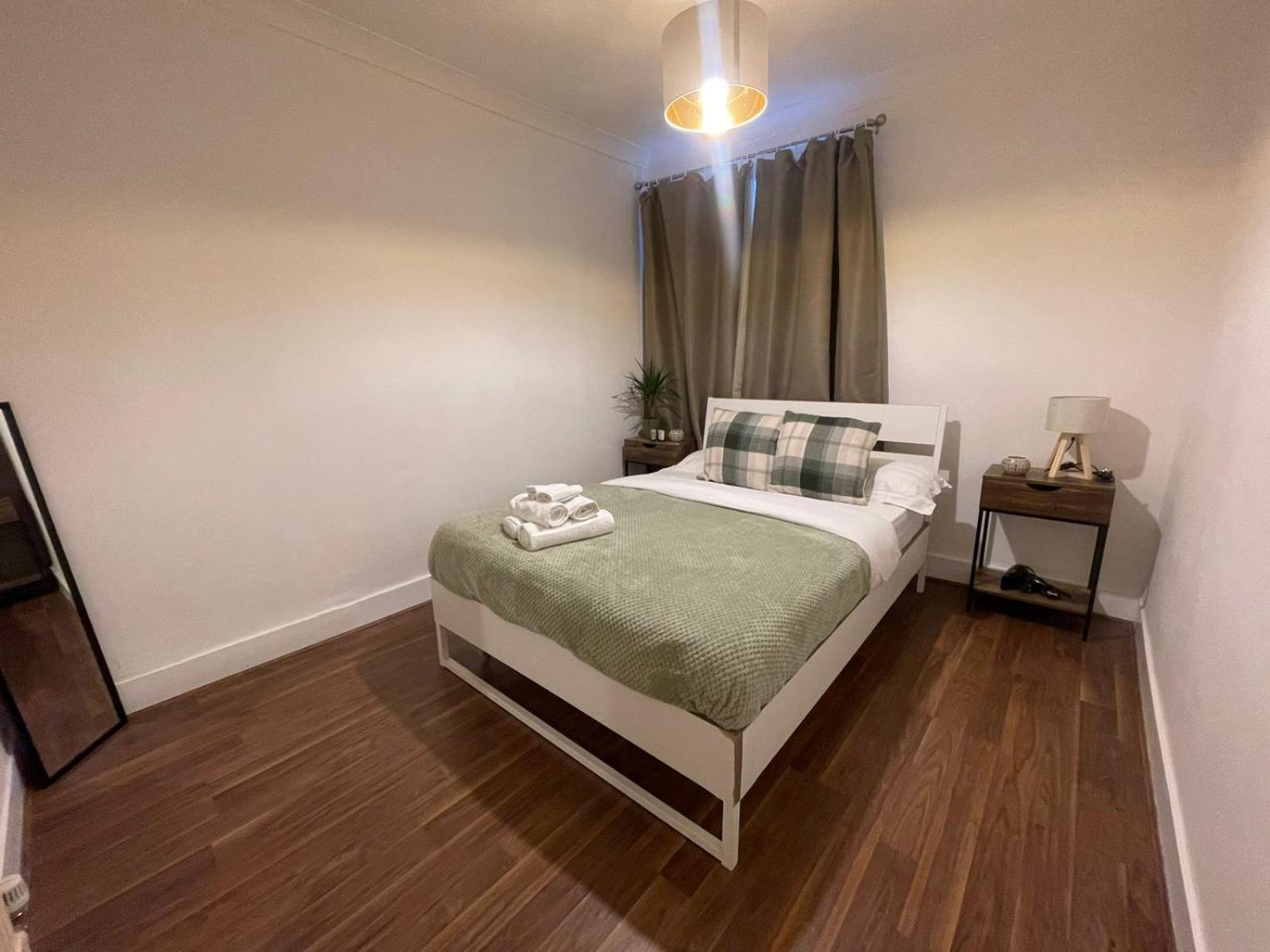 Park View Homestay Barking  Buitenkant foto